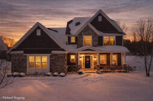 6240 Highland Green Dr, Medina, OH, 44256-7899 | Card Image