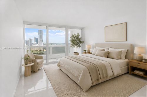a-2736-1717 Ne Bayshore Dr, Miami, FL, 33132 | Card Image