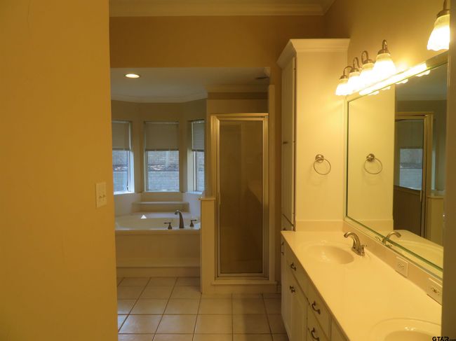 702 W Heritage Dr, House other with 4 bedrooms, 3 bathrooms and null parking in Tyler TX | Image 18