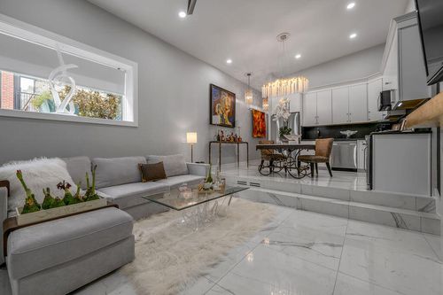 103-514 W Short St, Lexington, KY, 40507-1218 | Card Image