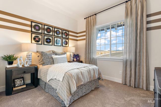 2195 N Kenora Ave, House other with 3 bedrooms, 3 bathrooms and 3 parking in Star ID | Image 5