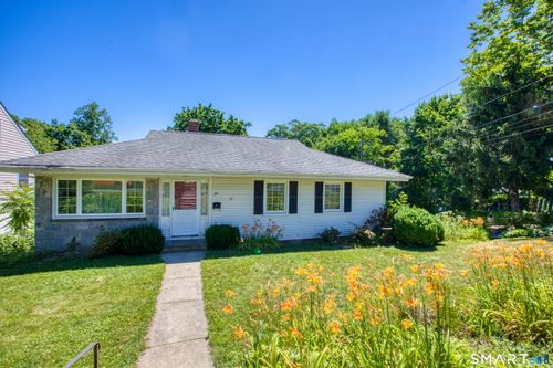 1 Pilgrim Dr, Greenwich, CT, 06831-4925 | Card Image