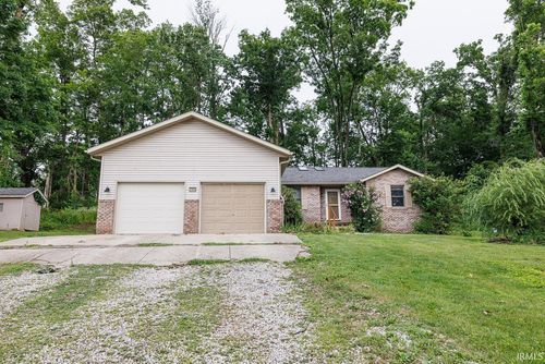 2590 W Double Downs Ct, Bloomington, IN, 47403-9059 | Card Image