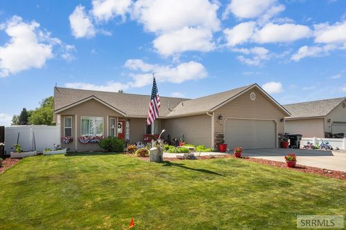 450 Cardinal Dr, Shelley, ID, 83274-4925 | Card Image