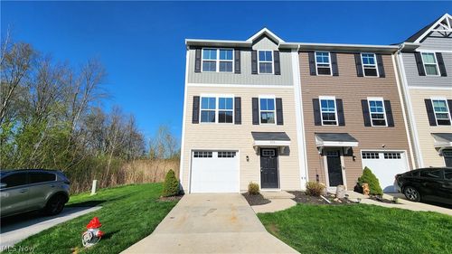 836 Sugarberry Ct, Painesville, OH, 44077-4133 | Card Image