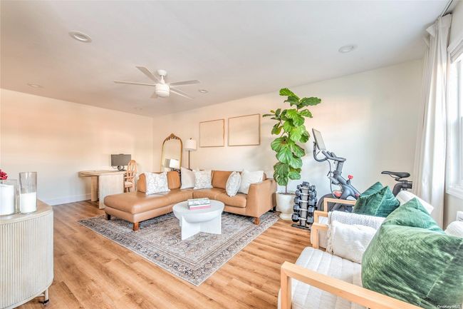 Livingroom | Image 6