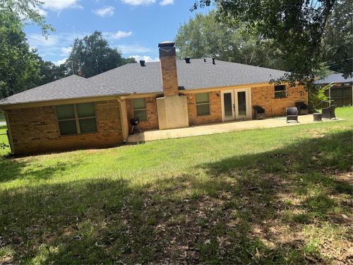 2600 Aspen St, Kilgore, TX, 75662-4102 | Card Image