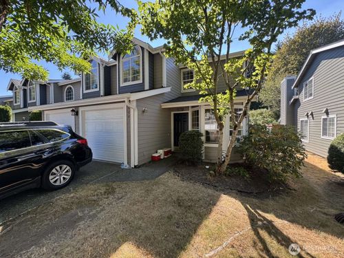 6001 Merlot Ln Se, Lacey, WA, 98513-2242 | Card Image
