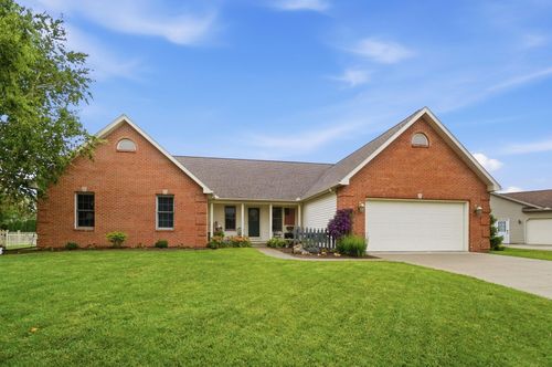 656 Gardenview Cir, Lima, OH, 45801-3873 | Card Image