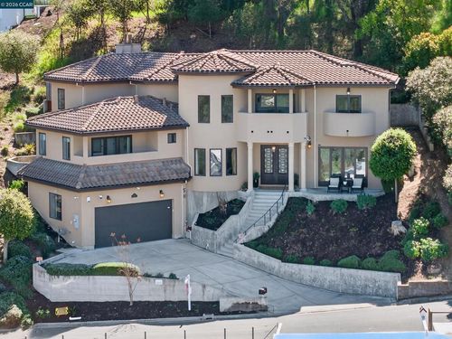 137 Rudgear Dr, Walnut Creek, CA, 94596-6315 | Card Image