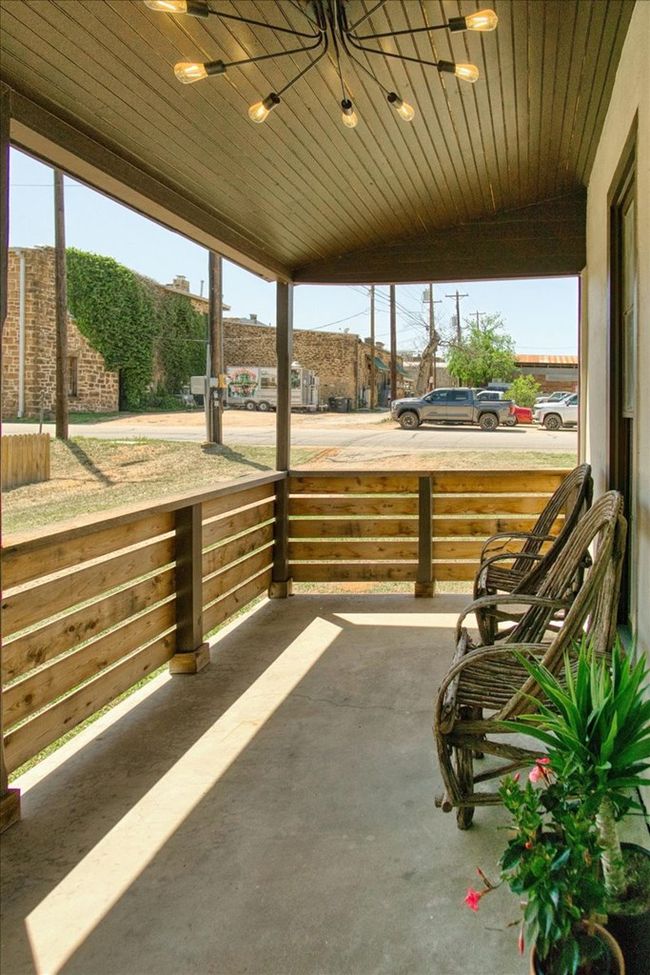 109 N Live Oak St, Home with 0 bedrooms, 0 bathrooms and null parking in Mason TX | Image 6