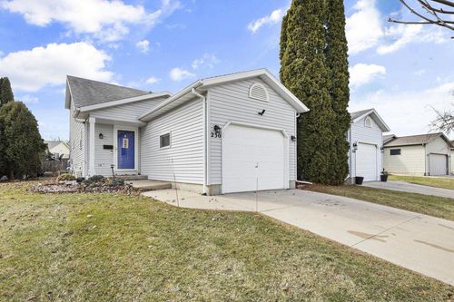 230 White Tail Drive, Sun Prairie, WI, 53590 | Card Image