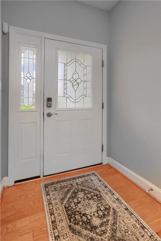 217 Patriots Way, House other with 3 bedrooms, 3 bathrooms and 2 parking in Mars PA | Image 5