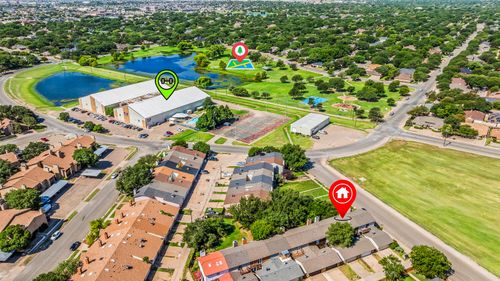 c27-8633 Knoxville Dr, Lubbock, TX, 79423-2703 | Card Image