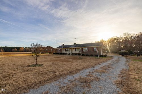 8571 Highway 58 N, Stantonsburg, NC, 27883 | Card Image