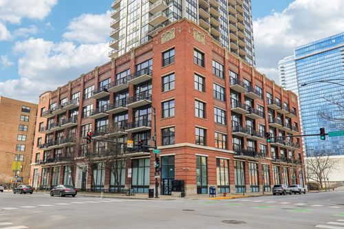 304-210 Desplaines St, Chicago, IL, 60661-5546 | Card Image