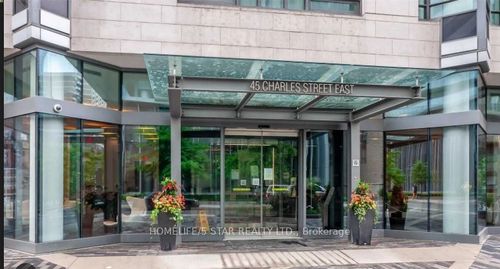 2106-45 Charles St E, Toronto, ON, M4Y0B8 | Card Image