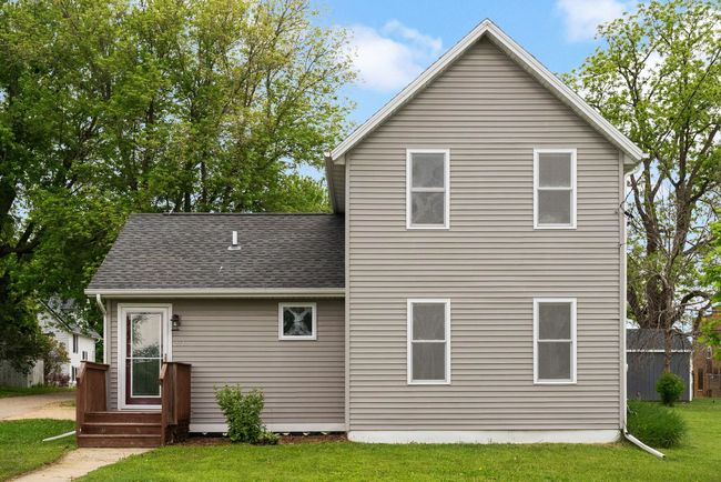 203 Weaver St, House other with 3 bedrooms, 2 bathrooms and null parking in RIDGEWAY WI | Image 18