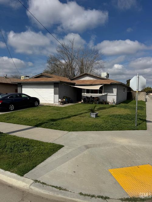 1000 5th Street, Wasco, CA, 93280 | Card Image