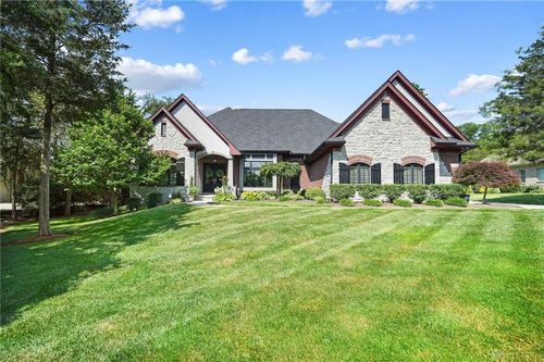 7921 Locust Grove Ct, Springboro, OH, 45066-7120 | Card Image