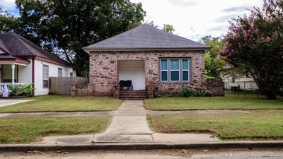 618 E Miami, House other with 3 bedrooms, 2 bathrooms and null parking in McAlester OK | Image 2