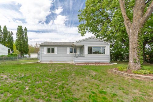 1424 Sager Avenue, Waterloo, IA, 50701 | Card Image