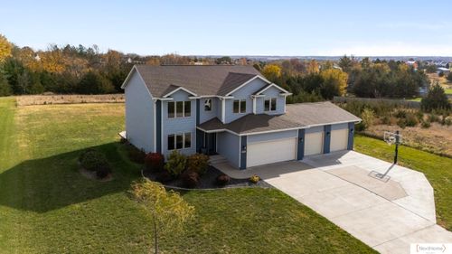 2830 Sw 78th St, Lincoln, NE, 68532-2000 | Card Image