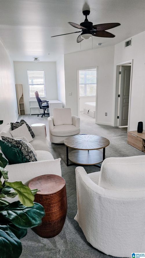 apt-208-401 20th St S, BIRMINGHAM, AL, 35233-2038 | Card Image