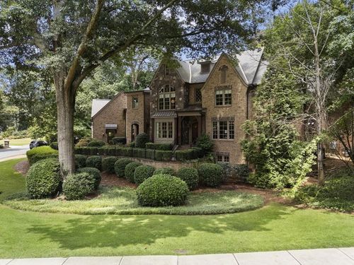 75 Forrest Lake Dr, Sandy Springs, GA, 30327 | Card Image