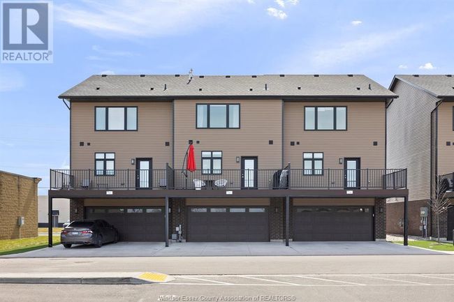 741 Brownstone Dr, Townhouse with 3 bedrooms, 3 bathrooms and null parking in Windsor ON | Image 47