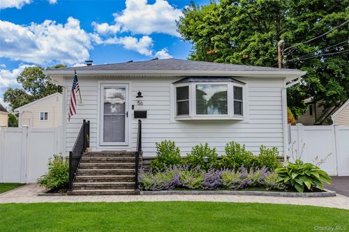 56 Morris Ave, West Islip, NY, 11795-1634 | Card Image