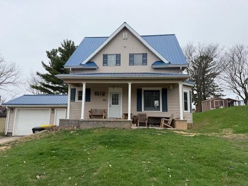 122 3rd Ave Sw, Spring Grove, MN, 55974-1108 | Card Image