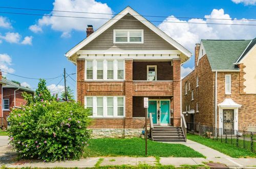 220 Parkwood Ave, Columbus, OH, 43203-1721 | Card Image