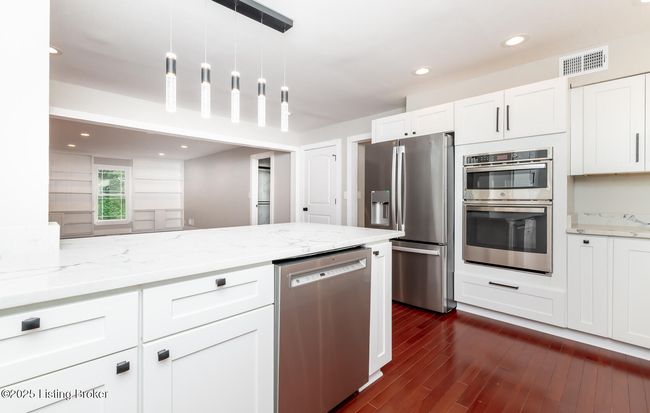 7110 Fox Harbor Rd, House other with 6 bedrooms, 3 bathrooms and null parking in Prospect KY | Image 34