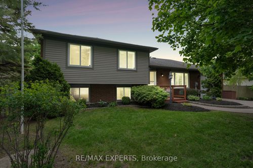 6431 11th Line, Thornton, ON, L0L2N2 | Card Image