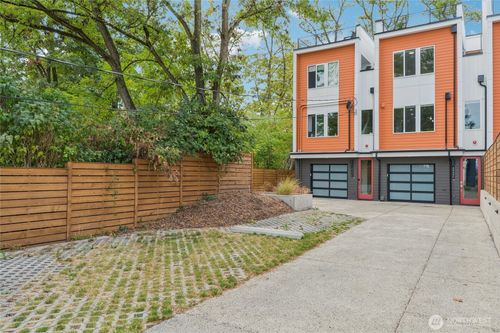 d-4549 Renton Ave S, Seattle, WA, 98108-1648 | Card Image