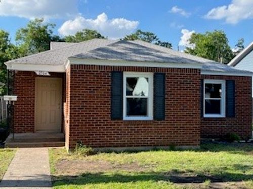 2704 W Bewick St, Fort Worth, TX, 76109-3029 | Card Image