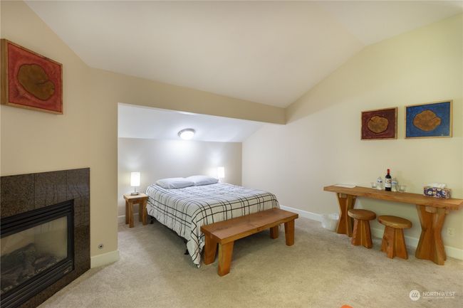 402 - 360 Knechtel Way Ne, Condo with 0 bedrooms, 1 bathrooms and null parking in Bainbridge Island WA | Image 7