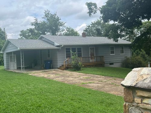 665 Cochran Ave, Mammoth Spring, AR, 72554-7106 | Card Image