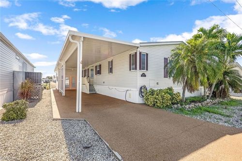 3088 Skipper Ln, SAINT JAMES CITY, FL, 33956-2317 | Card Image