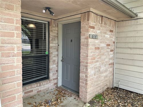 2530 Hickory Dr, College Station, TX, 77840-5069 | Card Image
