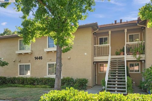 1446 Chateau Cmn, Livermore, CA, 94550-6831 | Card Image