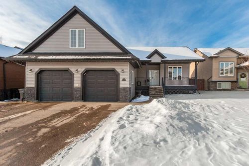 6 Vera Close, Olds, AB, T4H0C3 | Card Image