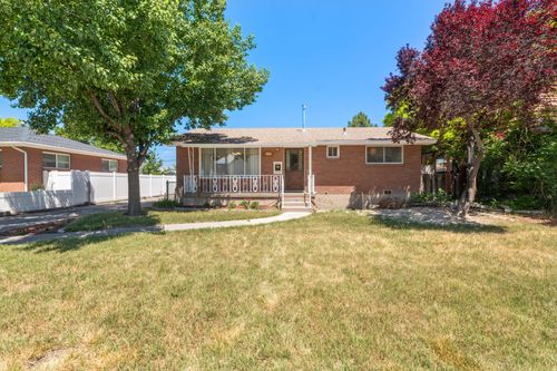 196 W 6th Ave, Midvale, UT, 84047-7379 | Card Image