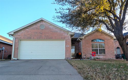 3404 Austin St, Gainesville, TX, 76240-0484 | Card Image
