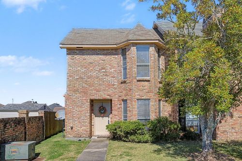 201 Greenbriar Dr, Houma, LA, 70364-1979 | Card Image