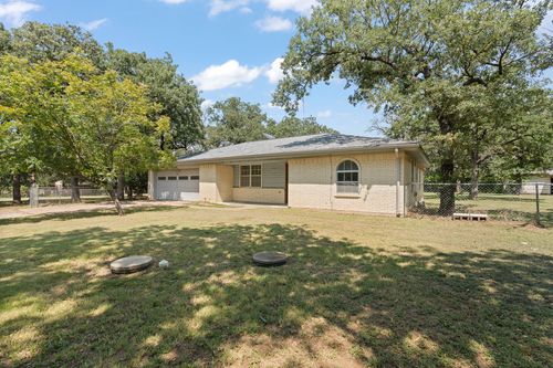 2209 Dudley Ln, Burleson, TX, 76028-1646 | Card Image
