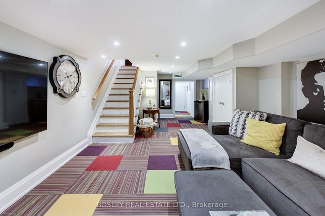 38 Earl Grey Rd, House attached with 3 bedrooms, 2 bathrooms and null parking in Toronto ON | Image 25