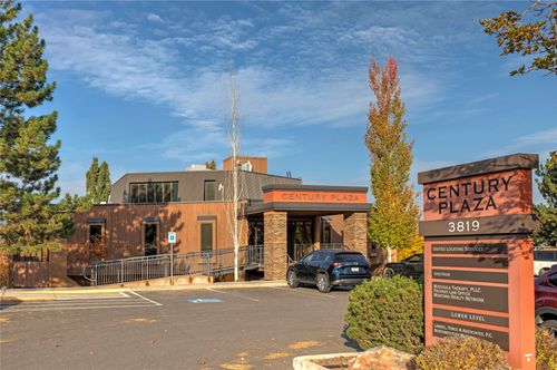 3819 Stephens Ave, Missoula, MT, 59801-6853 | Card Image