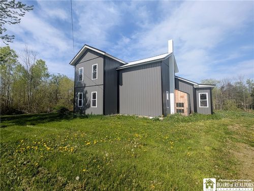132 Kipp St, Sherman, NY, 14781-9784 | Card Image